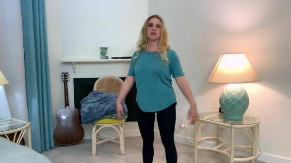 Stepson helps stepmom make an exercise video - Erin Electra1 on girlzfan.com