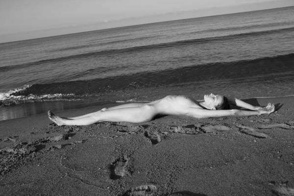 Polina Grosheva Nude on www.girlzfan.com