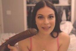 Puffin ASMR Sex Toys Video Leaked on www.girlzfan.com