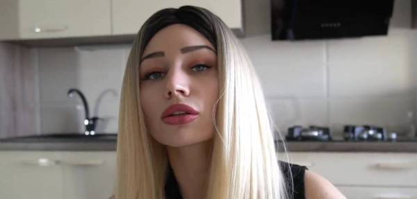 Cosplay Leaked Porn Blonde Casting Video (at kitchen) on girlzfan.com