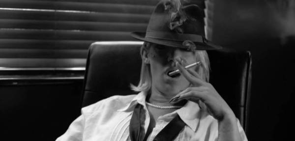 [2021-03-08] LouLou Petite – The Smoking Detective on girlzfan.com