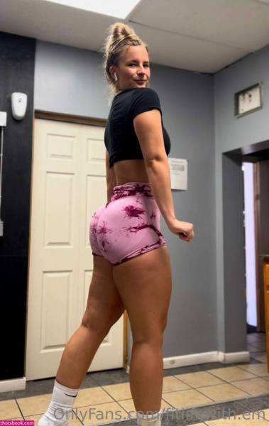 Fitlifewithem OnlyFans Photos #13 on girlzfan.com
